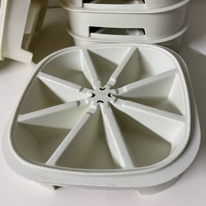 Set of 7 Vintage Tupperware wedge-shaped ice cubes trays